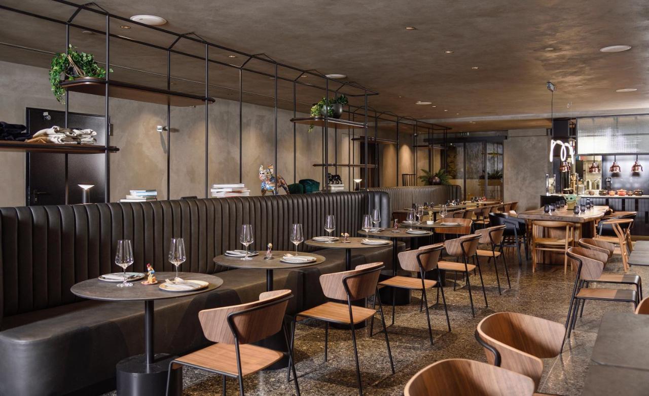 Onoma Hotel سالونيك المظهر الخارجي الصورة Restaurant interior