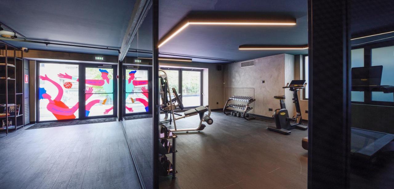 Onoma Hotel سالونيك المظهر الخارجي الصورة The gym at The Collective Old Oak